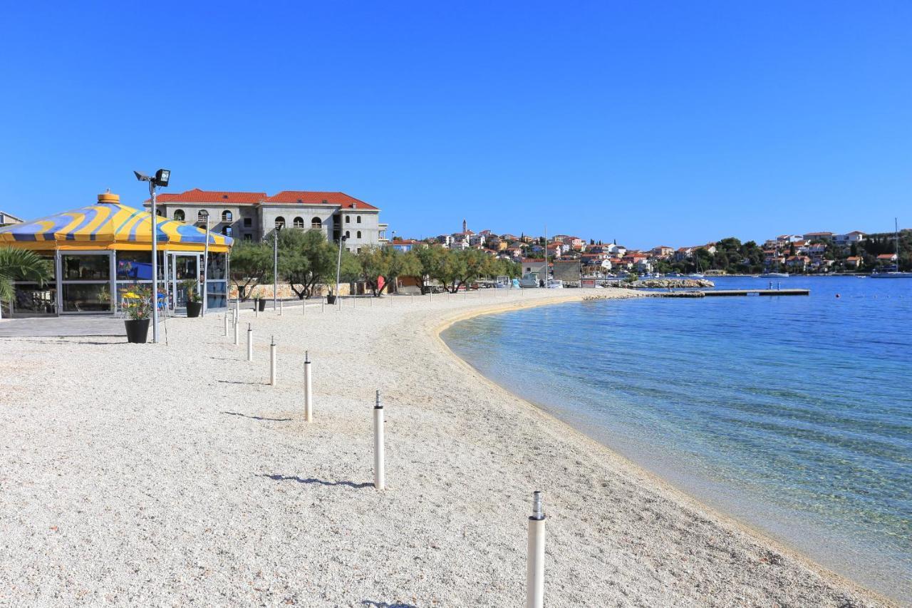Apartments With A Parking Space Seget Vranjica, Trogir - 8507 Екстер'єр фото