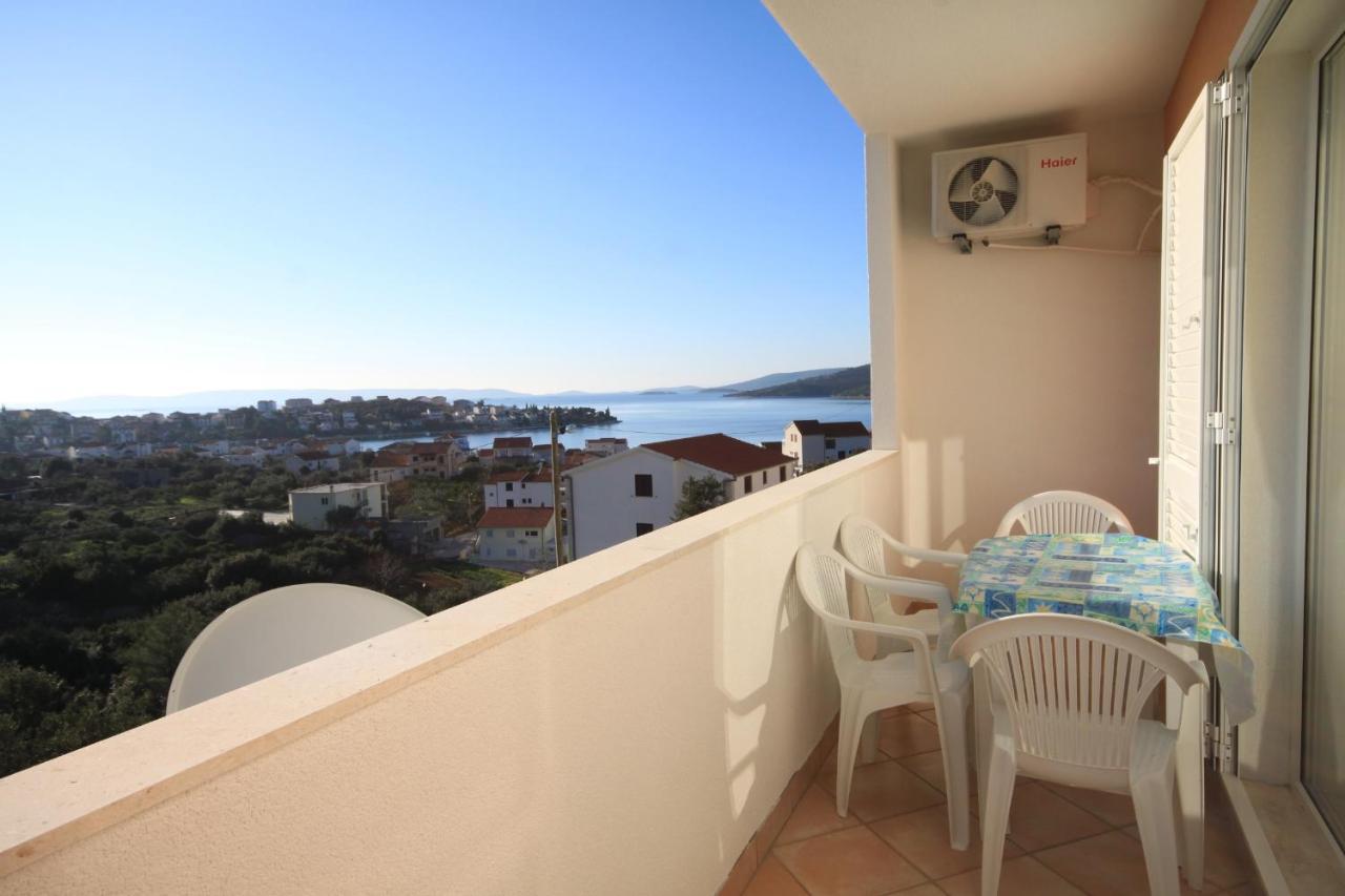 Apartments With A Parking Space Seget Vranjica, Trogir - 8507 Екстер'єр фото