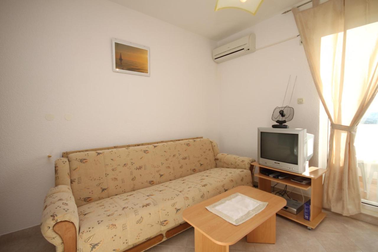 Apartments With A Parking Space Seget Vranjica, Trogir - 8507 Екстер'єр фото