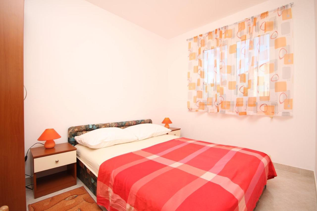 Apartments With A Parking Space Seget Vranjica, Trogir - 8507 Екстер'єр фото